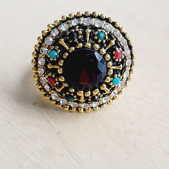 NWT Jeweled Ring - Picture 5 of 7
